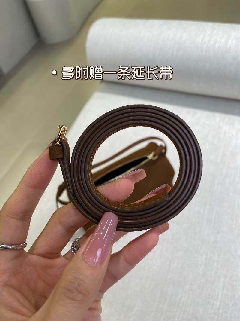a1a1fef156afe51fcf4379ff18d06016.jpg