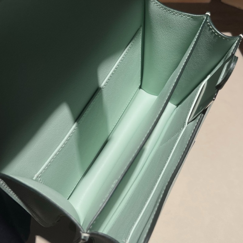 daf9ef7ab4ab77eff7d93ecd35ef05fd.jpg