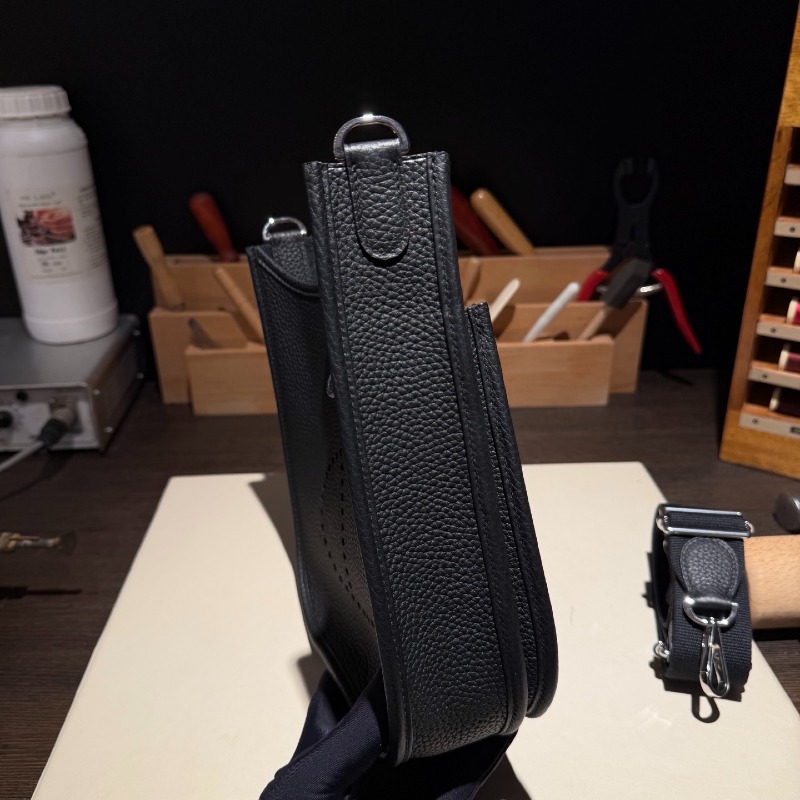 a2704b9113339e50f69b4953e6afadb4.jpg