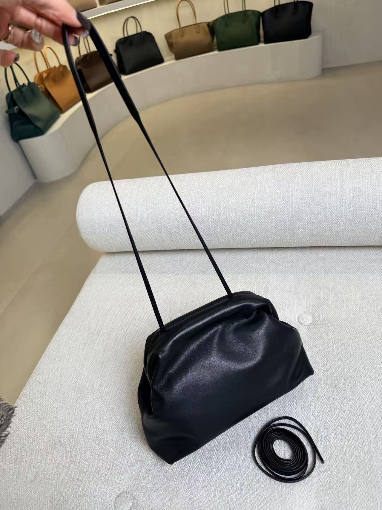 미라 Mira 블랙 黑色