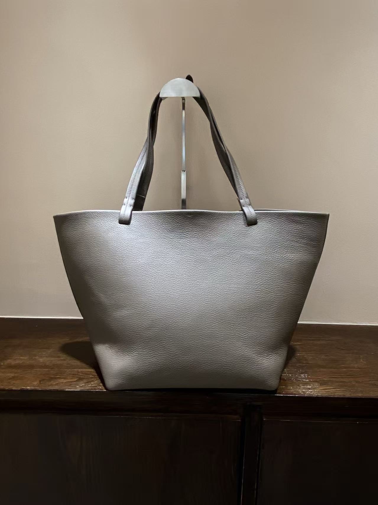  파크토드 Park Tote Medium 에토프 (미듐) 灰色