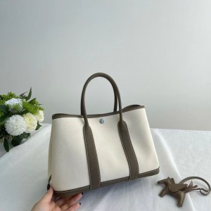가든파티 Gardenparty 30 (캔버스) 奶油白拼布大象灰