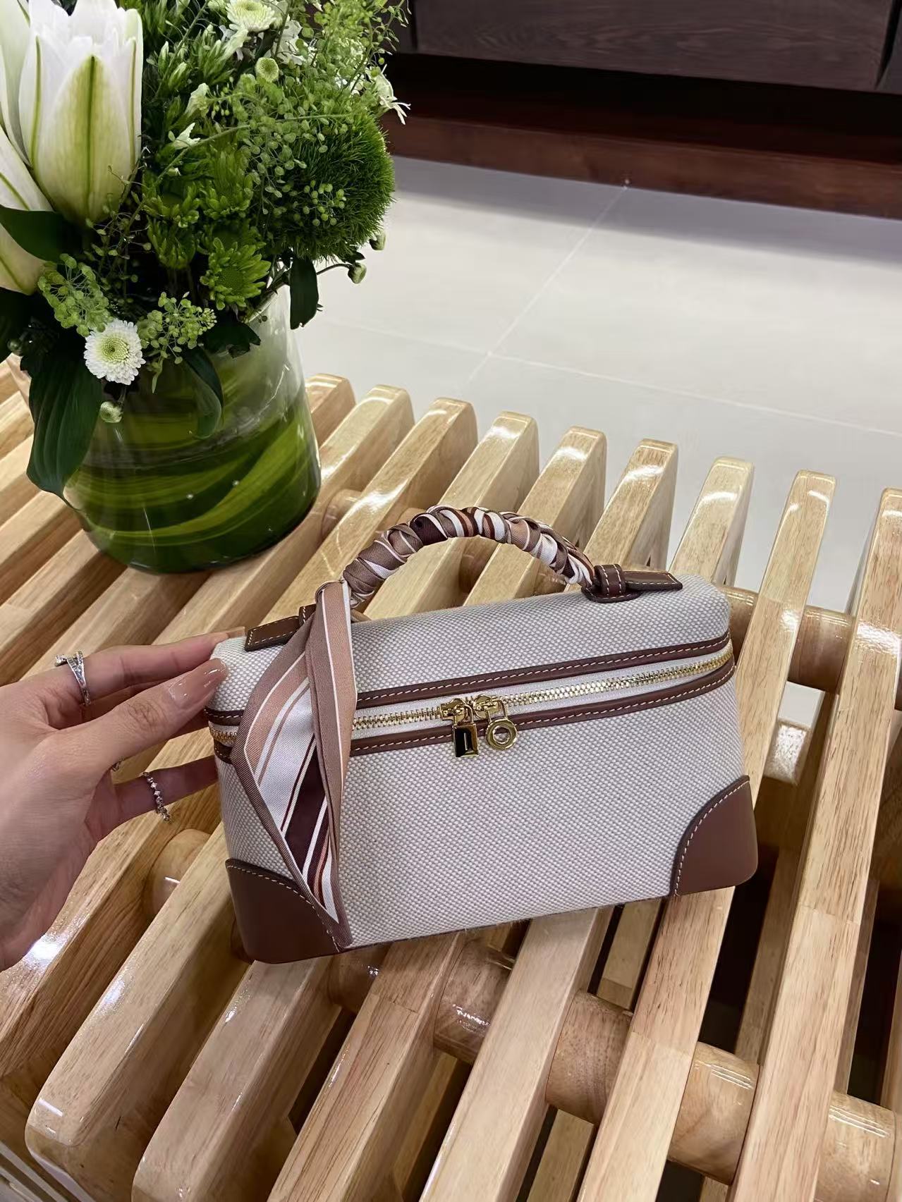 로로피아나 Loro Piana 19 패브릭 布拼皮棕色