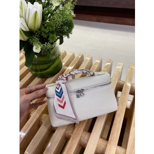 로로피아나 Loro Piana 19 보나도 牛皮低语白银