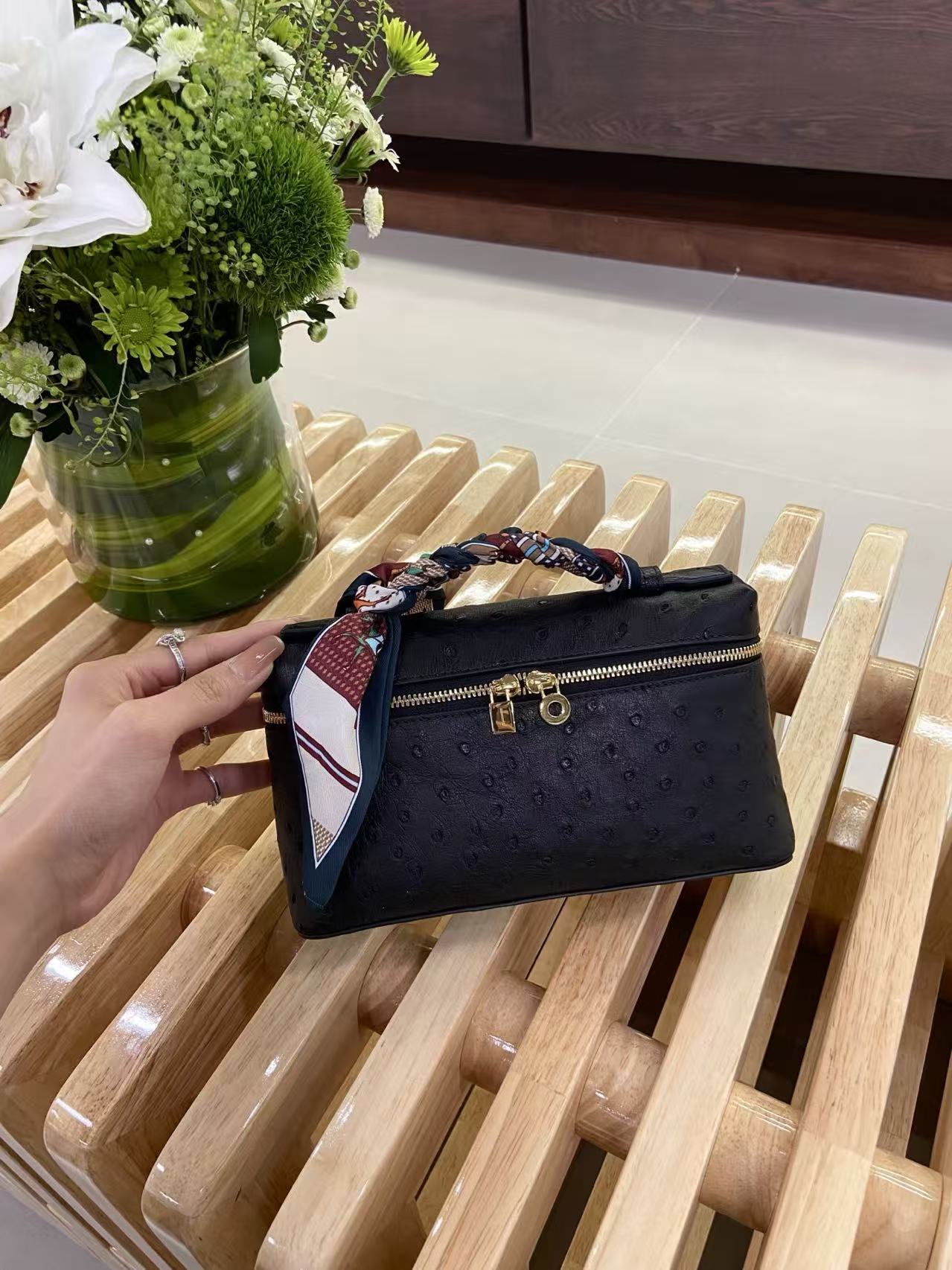 로로피아나 Loro Piana 19 타조가죽 鸵鸟皮黑色