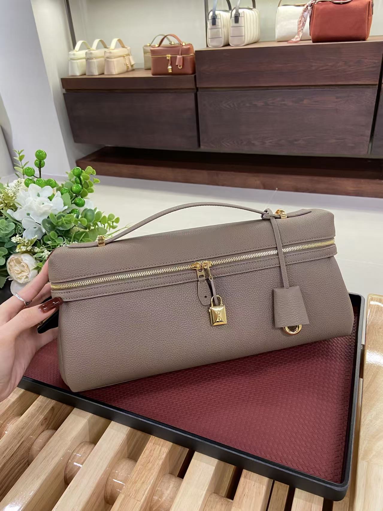 로로피아나 Loro Piana 33 原厂牛皮化石色