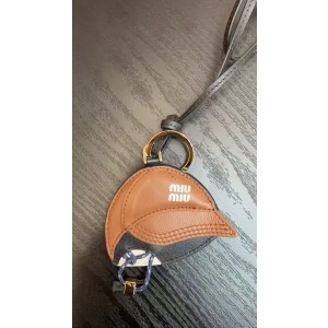 미우미우 모자