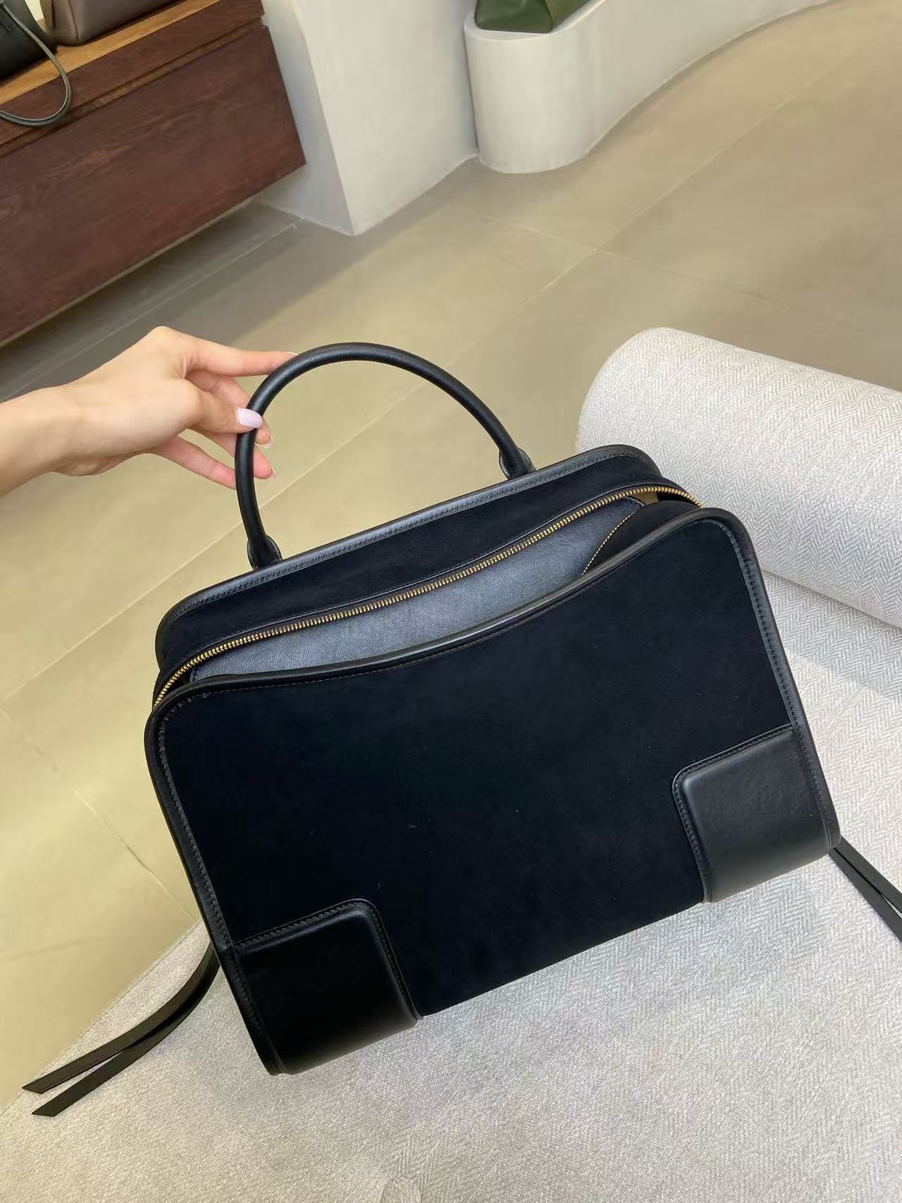 Amazona 大号磨砂黑色