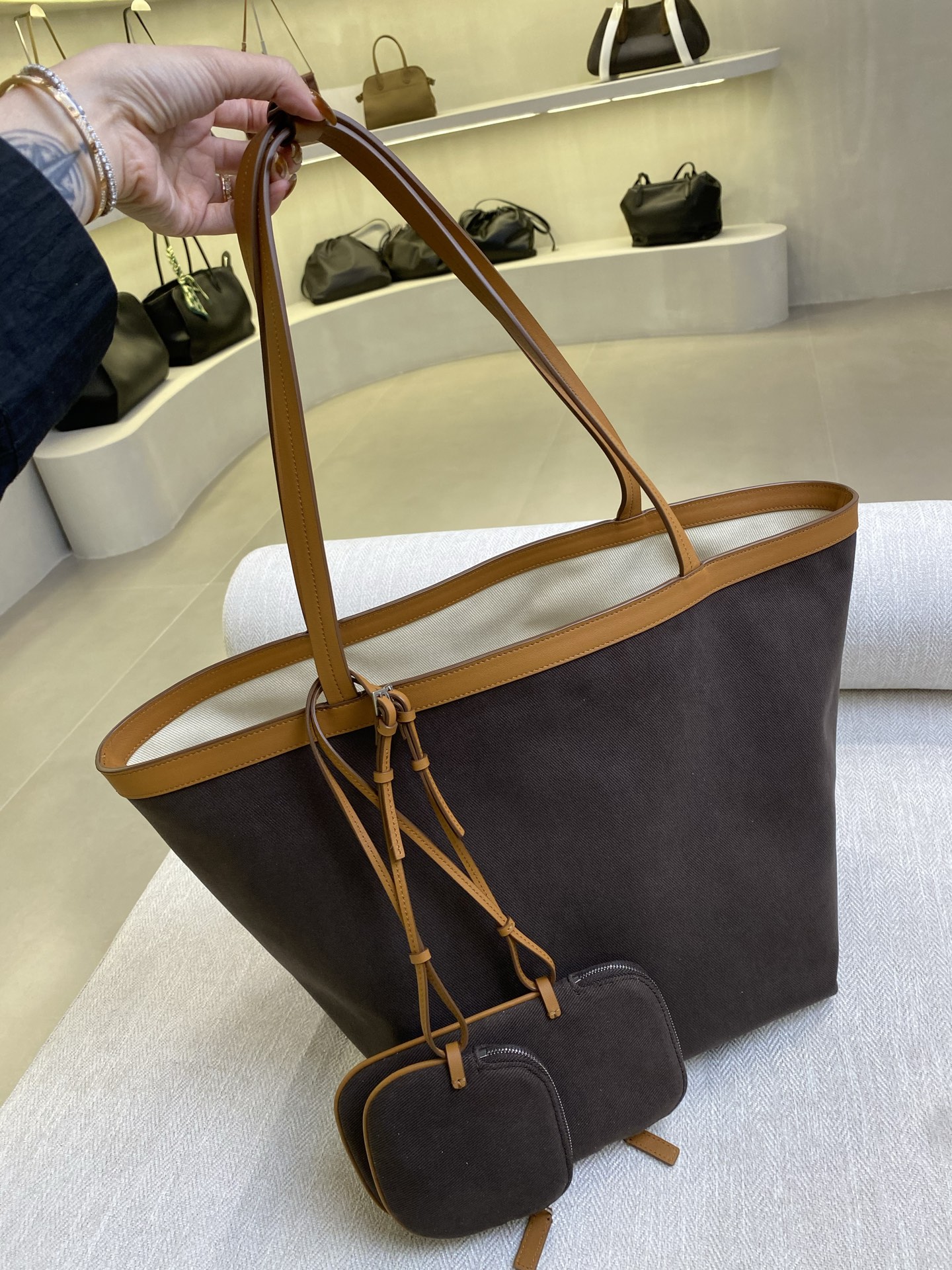 Canvas Bag深咖配米杏