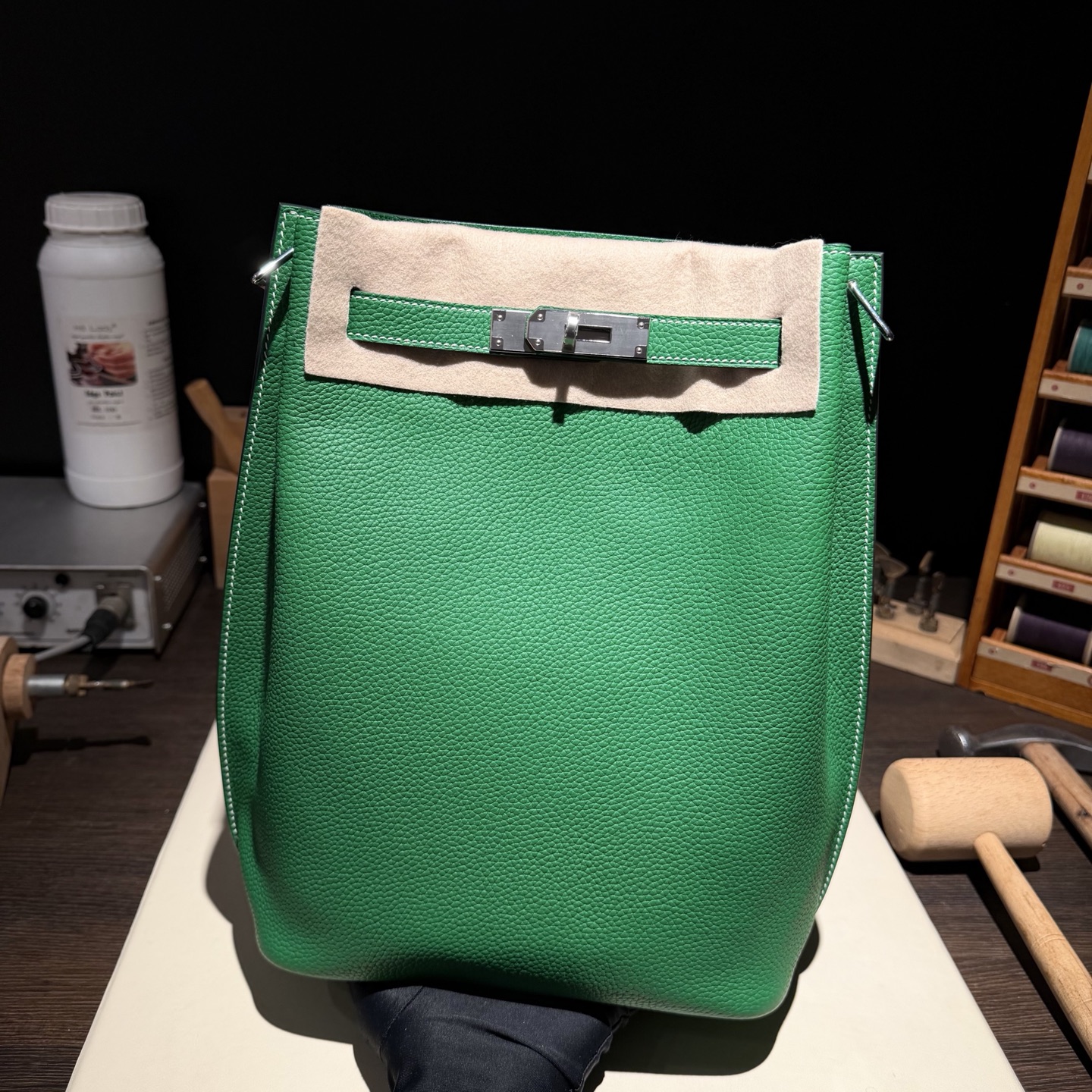 So kelly(to go)薄荷绿银扣